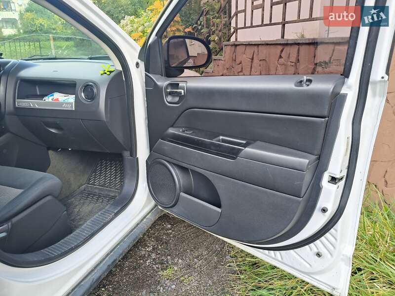 Внедорожник / Кроссовер Jeep Compass 2014 в Львове