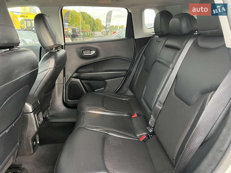 Позашляховик / Кросовер Jeep Compass 2017 в Львові