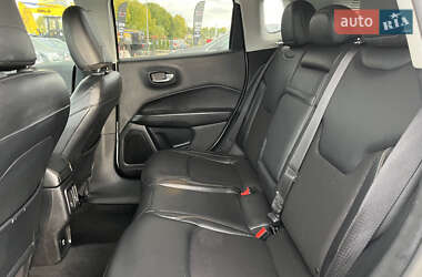 Внедорожник / Кроссовер Jeep Compass 2017 в 