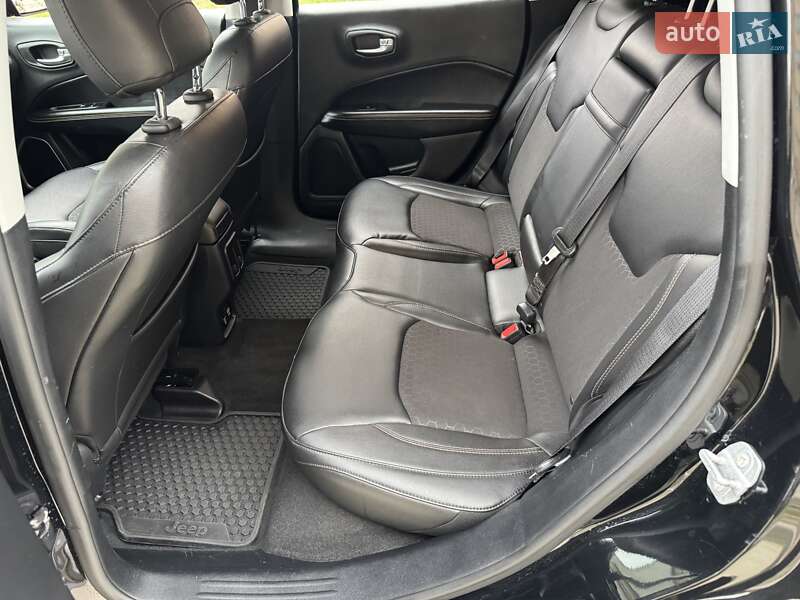 Внедорожник / Кроссовер Jeep Compass 2017 в Киеве фото 31 Внедорожник / Кроссовер Jeep Compass 2017 в Киеве