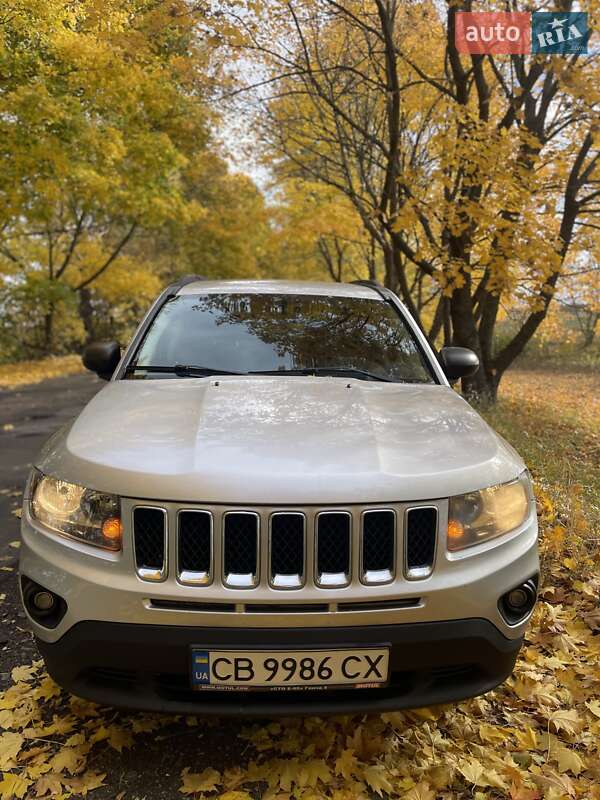Позашляховик / Кросовер Jeep Compass 2013 в Мені фото 4 Позашляховик / Кросовер Jeep Compass 2013 в Мені