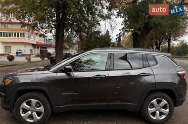 Внедорожник / Кроссовер Jeep Compass 2017 в 