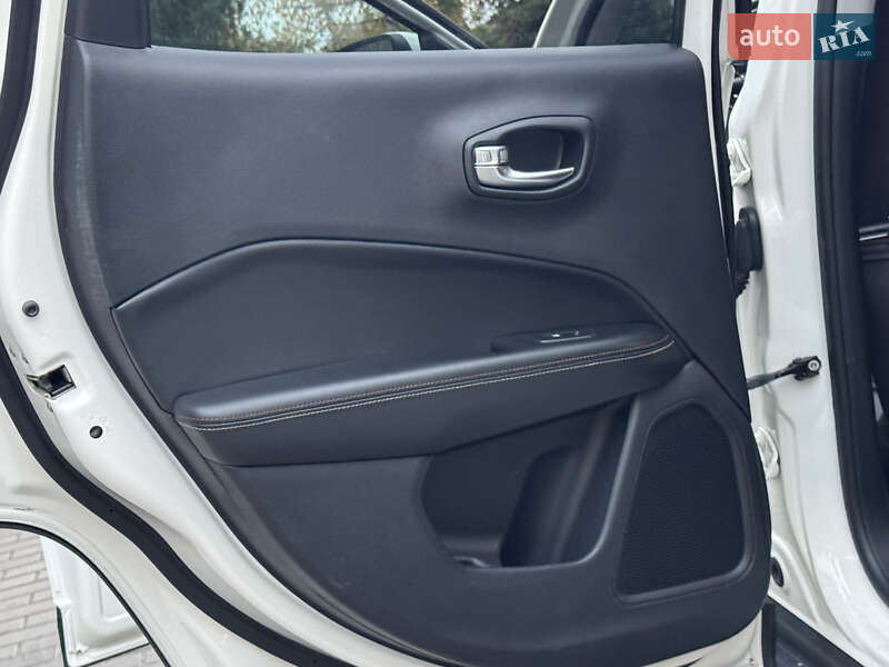 Внедорожник / Кроссовер Jeep Compass 2018 в Днепре фото 21 Внедорожник / Кроссовер Jeep Compass 2018 в Днепре
