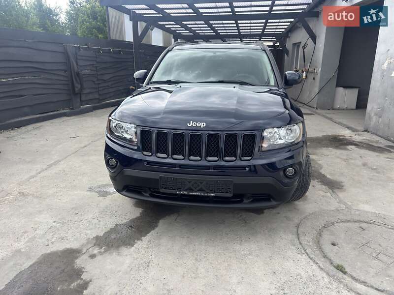 Внедорожник / Кроссовер Jeep Compass 2016 в Киеве