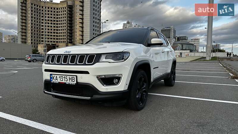 Внедорожник / Кроссовер Jeep Compass 2020 в Киеве