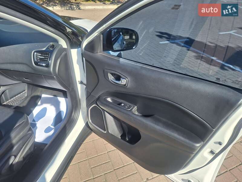 Позашляховик / Кросовер Jeep Compass 2018 в Києві