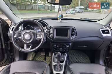 Позашляховик / Кросовер Jeep Compass 2017 в Чернівцях