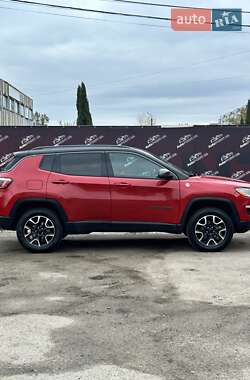 Внедорожник / Кроссовер Jeep Compass 2020 в 