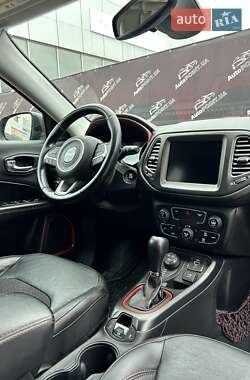 Внедорожник / Кроссовер Jeep Compass 2020 в 