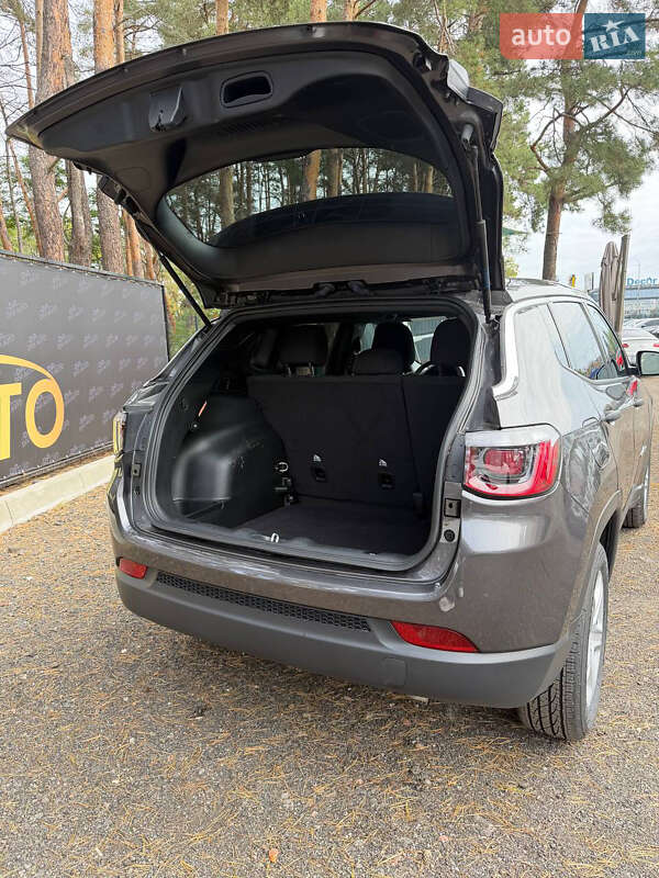 Внедорожник / Кроссовер Jeep Compass 2023 в Киеве фото 11 Внедорожник / Кроссовер Jeep Compass 2023 в Киеве