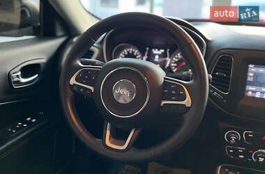 Внедорожник / Кроссовер Jeep Compass 2020 в 