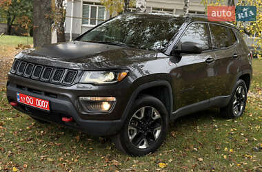 Внедорожник / Кроссовер Jeep Compass 2018 в 