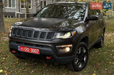 Внедорожник / Кроссовер Jeep Compass 2018 в 