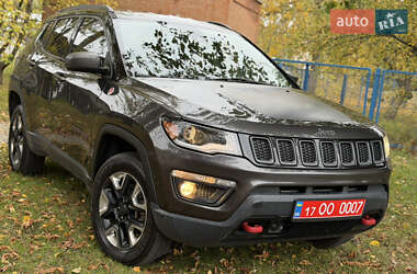 Внедорожник / Кроссовер Jeep Compass 2018 в 