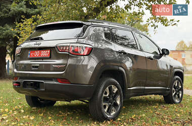 Внедорожник / Кроссовер Jeep Compass 2018 в 