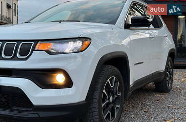 Внедорожник / Кроссовер Jeep Compass 2021 в 