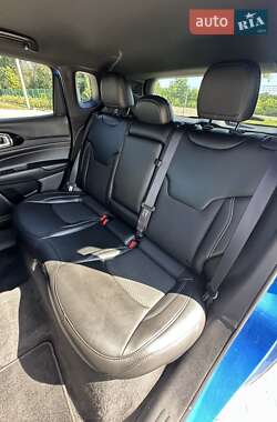 Внедорожник / Кроссовер Jeep Compass 2023 в 