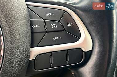 Позашляховик / Кросовер Jeep Compass 2017 в 