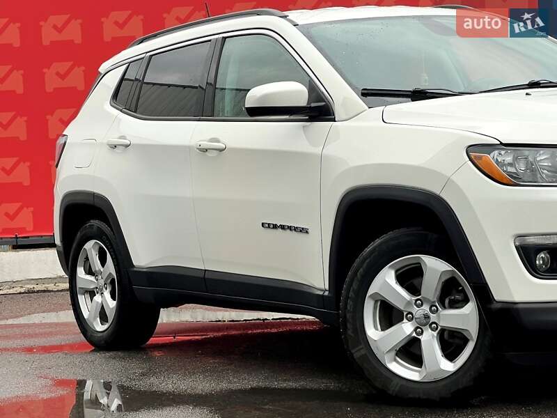 Внедорожник / Кроссовер Jeep Compass 2017 в Киеве