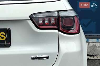 Позашляховик / Кросовер Jeep Compass 2017 в 
