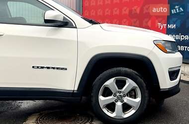 Позашляховик / Кросовер Jeep Compass 2017 в 