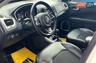 Позашляховик / Кросовер Jeep Compass 2017 в 