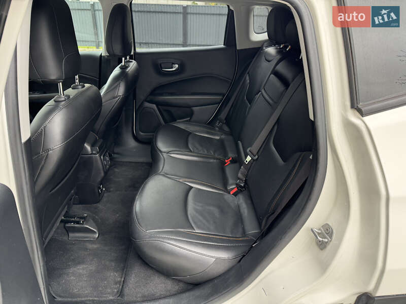 Внедорожник / Кроссовер Jeep Compass 2019 в Борщеве фото 18 Внедорожник / Кроссовер Jeep Compass 2019 в Борщеве