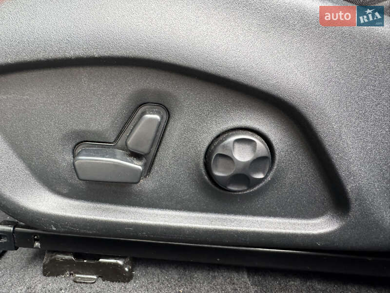 Внедорожник / Кроссовер Jeep Compass 2019 в Борщеве фото 32 Внедорожник / Кроссовер Jeep Compass 2019 в Борщеве