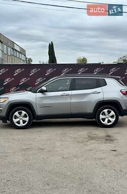 Внедорожник / Кроссовер Jeep Compass 2018 в 