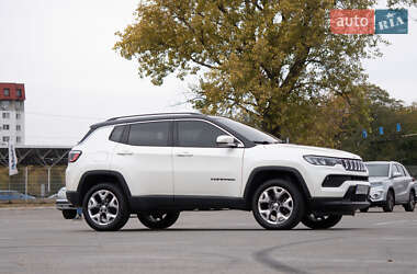Позашляховик / Кросовер Jeep Compass 2020 в 