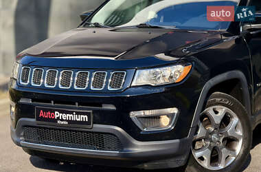 Позашляховик / Кросовер Jeep Compass 2018 в 