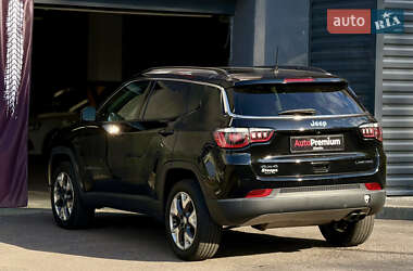 Позашляховик / Кросовер Jeep Compass 2018 в 