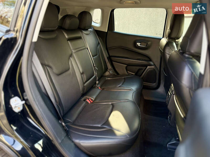 Внедорожник / Кроссовер Jeep Compass 2018 в Харькове фото 16 Внедорожник / Кроссовер Jeep Compass 2018 в Харькове