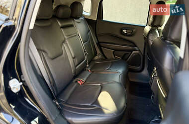 Позашляховик / Кросовер Jeep Compass 2018 в 