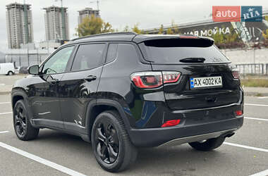 Внедорожник / Кроссовер Jeep Compass 2018 в 