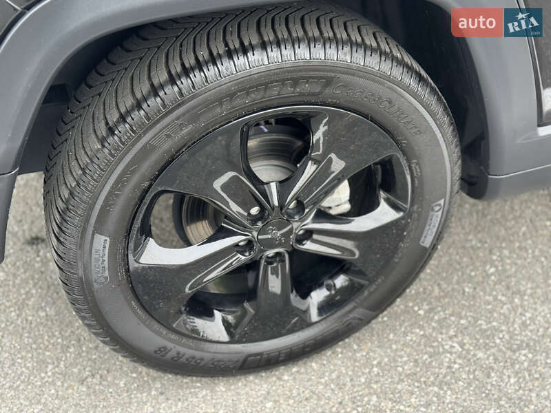 Позашляховик / Кросовер Jeep Compass 2018 в Києві фото 11 Позашляховик / Кросовер Jeep Compass 2018 в Києві