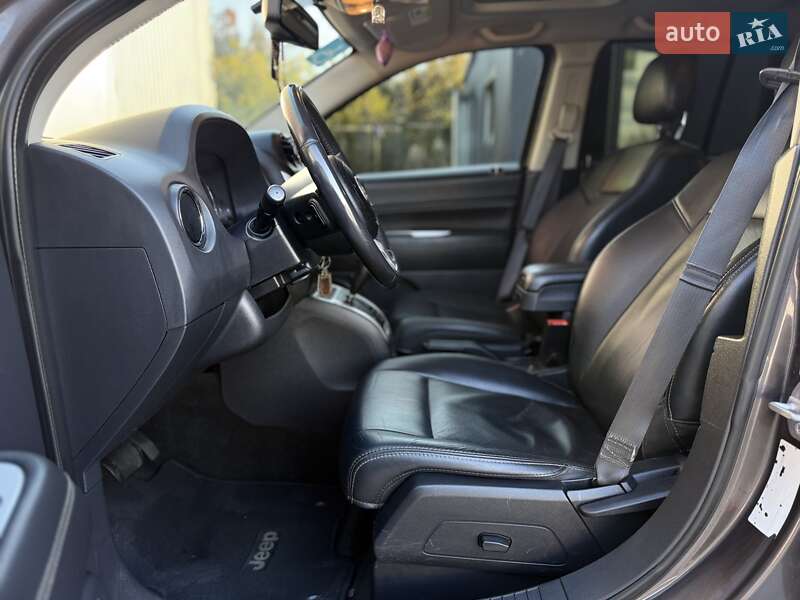 Внедорожник / Кроссовер Jeep Compass 2016 в Львове
