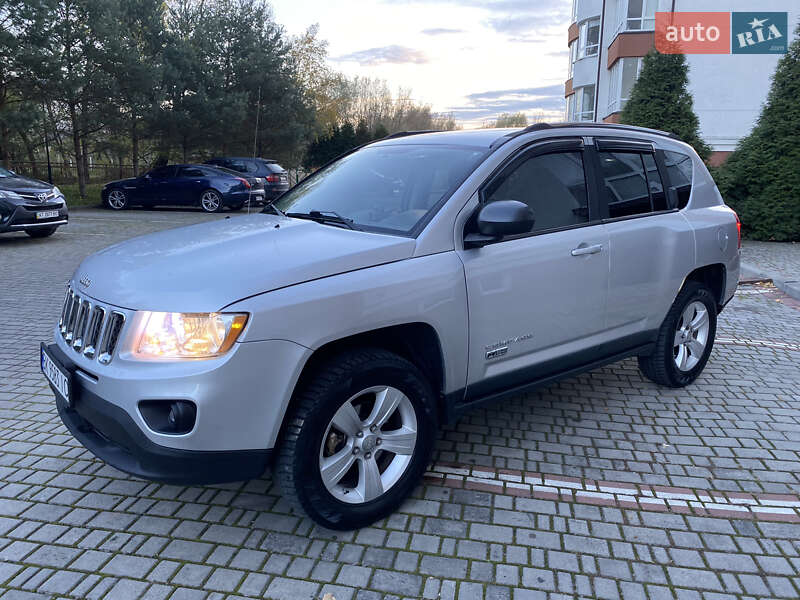 Внедорожник / Кроссовер Jeep Compass 2011 в Ивано-Франковске фото 2 Внедорожник / Кроссовер Jeep Compass 2011 в Ивано-Франковске