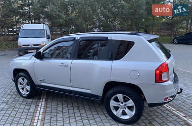 Позашляховик / Кросовер Jeep Compass 2011 в 