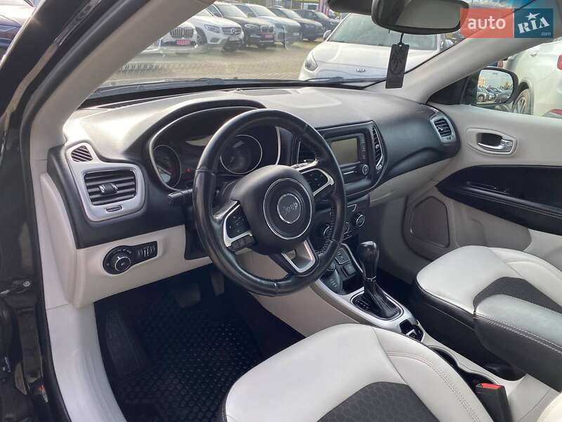 Позашляховик / Кросовер Jeep Compass 2017 в Львові
