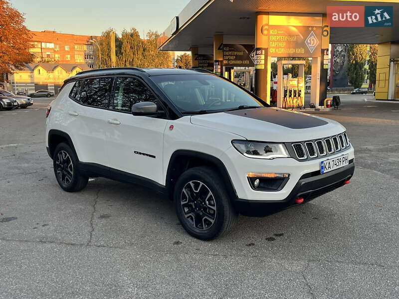 Внедорожник / Кроссовер Jeep Compass 2019 в Киеве фото 7 Внедорожник / Кроссовер Jeep Compass 2019 в Киеве