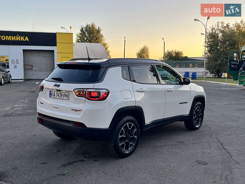 Внедорожник / Кроссовер Jeep Compass 2019 в Киеве фото 14 Внедорожник / Кроссовер Jeep Compass 2019 в Киеве