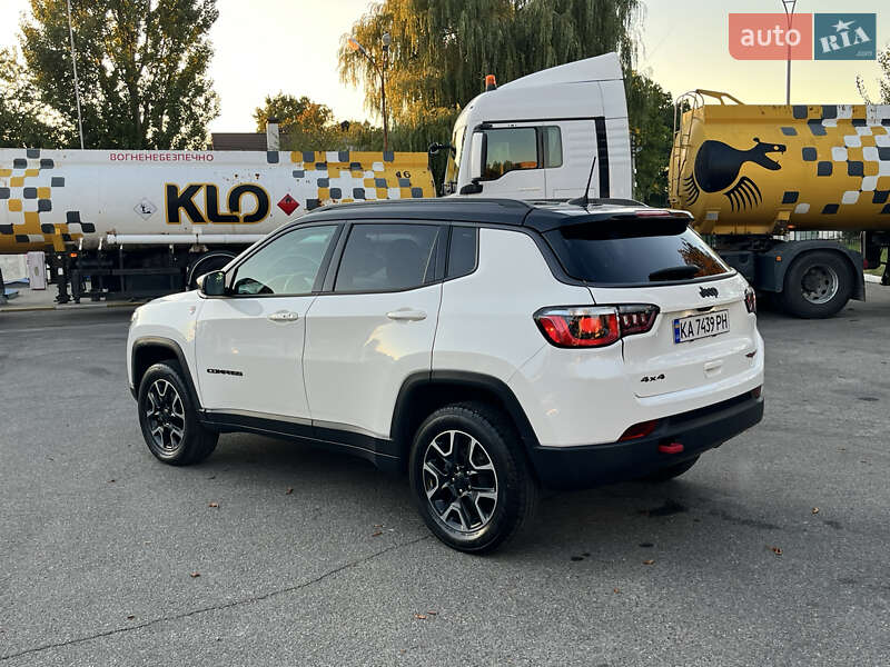 Внедорожник / Кроссовер Jeep Compass 2019 в Киеве фото 21 Внедорожник / Кроссовер Jeep Compass 2019 в Киеве