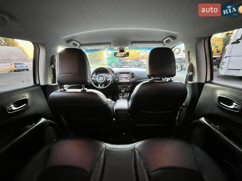 Внедорожник / Кроссовер Jeep Compass 2019 в Киеве фото 45 Внедорожник / Кроссовер Jeep Compass 2019 в Киеве
