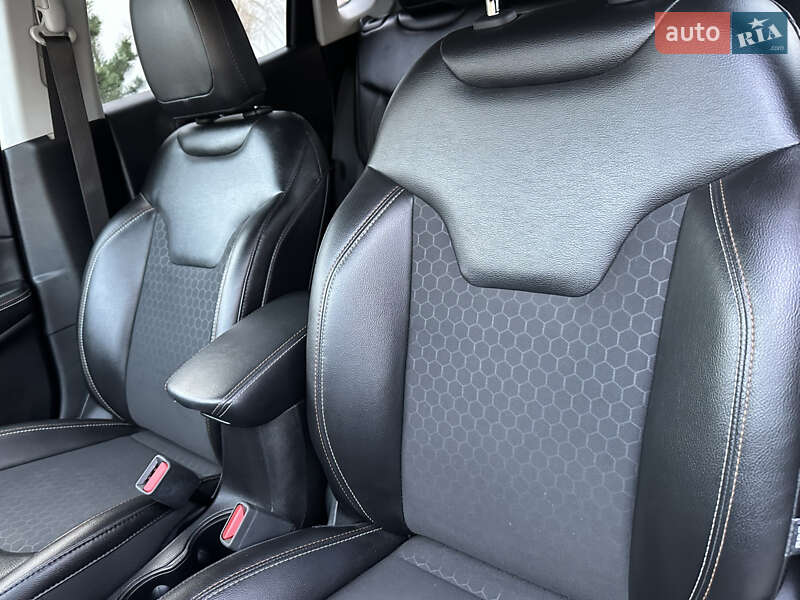 Внедорожник / Кроссовер Jeep Compass 2018 в Луцке