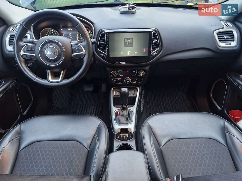 Внедорожник / Кроссовер Jeep Compass 2017 в Броварах