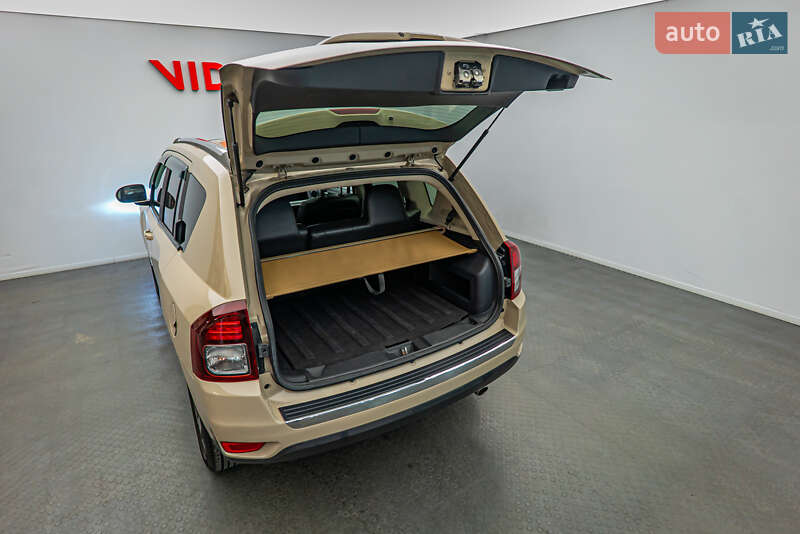 Позашляховик / Кросовер Jeep Compass 2016 в Києві фото 7 Позашляховик / Кросовер Jeep Compass 2016 в Києві