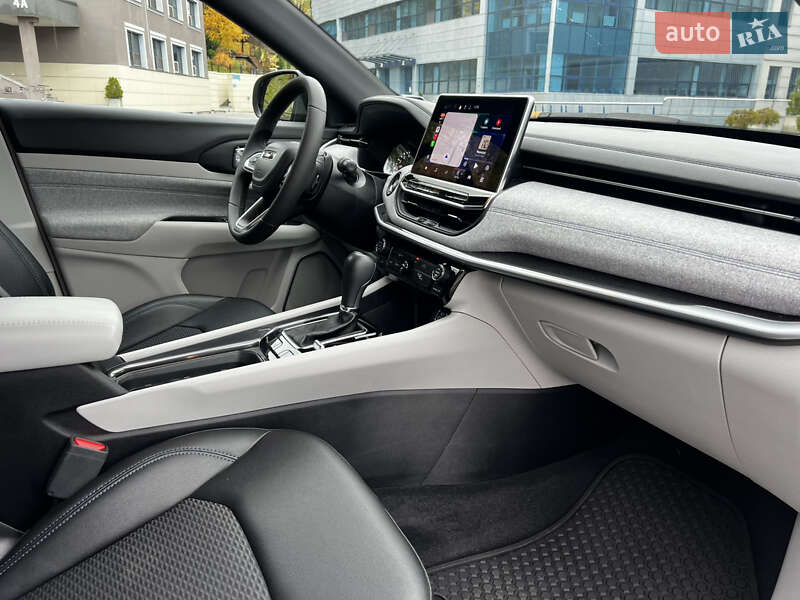 Позашляховик / Кросовер Jeep Compass 2024 в Києві фото 21 Позашляховик / Кросовер Jeep Compass 2024 в Києві