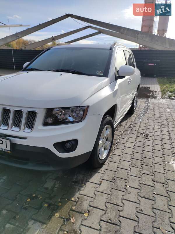 Позашляховик / Кросовер Jeep Compass 2016 в Сумах