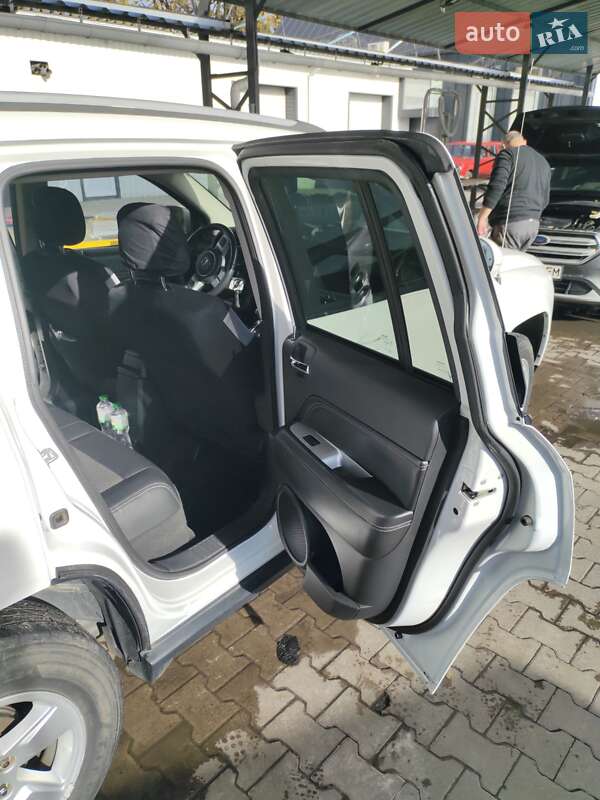 Позашляховик / Кросовер Jeep Compass 2016 в Сумах